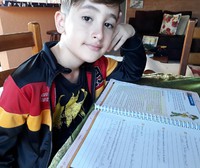 Samuel está no Ensino Fundamental I